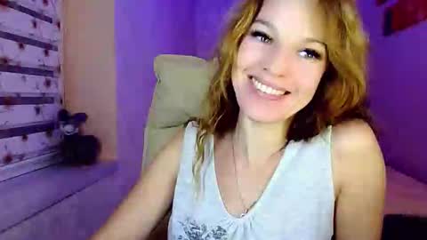 itslunaday online show from October 10, 10:14 pm