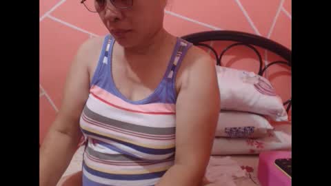 Kitty online show from May 29, 11:47 pm