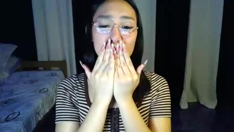 itsmehotqueen online show from May 1, 2:16 am