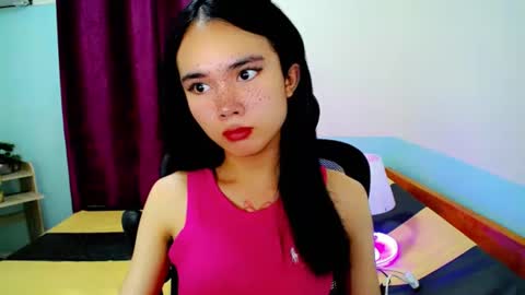 itsmeloveypinay online show from October 30, 11:55 am