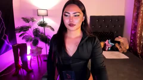 Siana online show from April 25, 5:43 pm