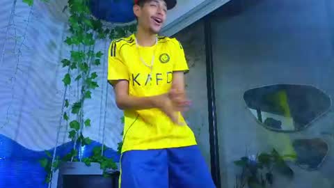 itszairen online show from June 23, 4:09 am