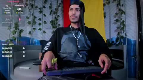 itszairen online show from July 10, 4:06 am