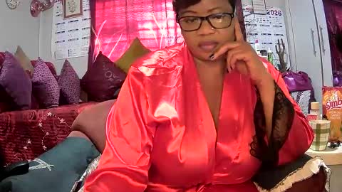itumeleng74 online show from July 25, 2:15 pm
