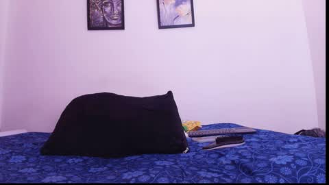 I V A N N A   J A C K S O N  online show from February 25, 2:26 am