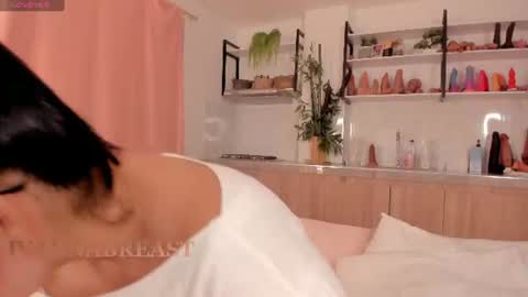 Ivannabreast online show from June 19, 12:49 am