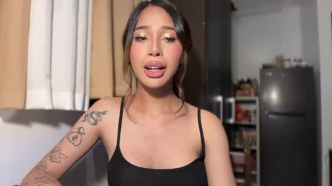 kirstenelsie online show from May 23, 5:20 pm