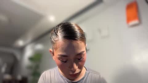 kirstenelsie online show from December 4, 1:49 am