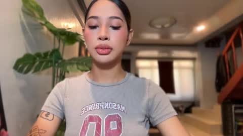 kirstenelsie online show from March 9, 1:10 am