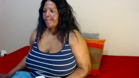 IVORYTITS48 online show from June 29, 5:48 am