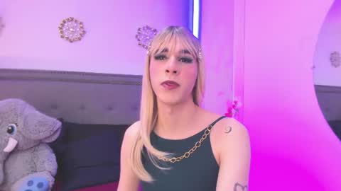 Ivvy rousse  online show from July 15, 2:33 pm