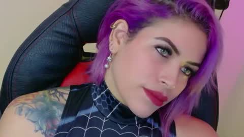 Diana Rojas  online show from June 12, 6:34 am