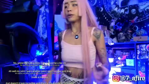   -    online show from May 4, 8:48 pm