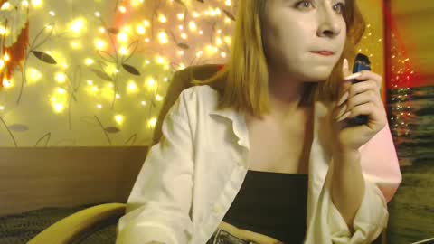 Ivy online show from February 3, 1:09 am