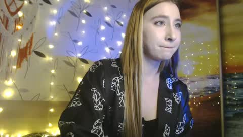 Ivy online show from February 10, 10:51 pm