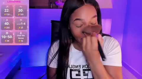 i v y  b l i s s online show from February 6, 12:15 pm