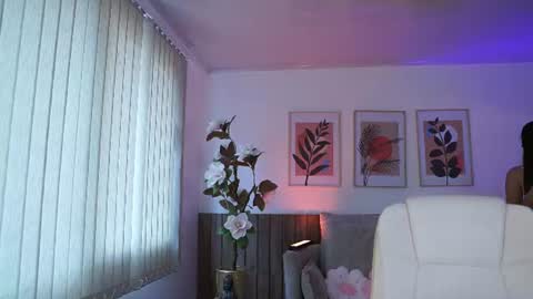 Ivy Grabes online show from June 30, 7:12 pm