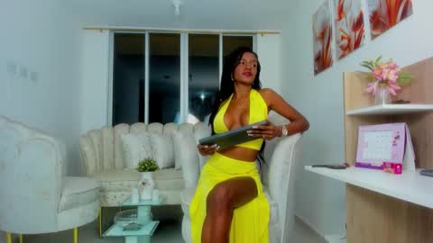 Snapshot of ivyjackson2 chatting on October 18, 11:42 pm Adriana Independent Model online show from October 18, 11:42 pm