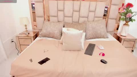 ivymoonn1 online show from October 1, 11:14 pm