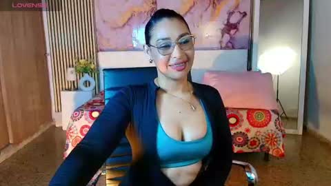ivyshine7 online show from July 22, 8:11 pm