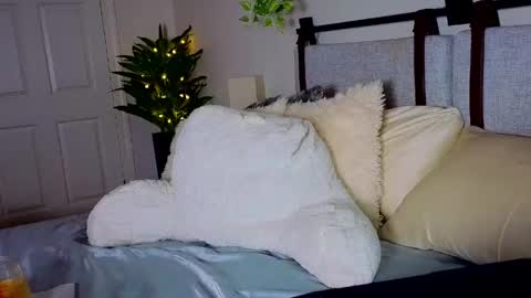 Ivy Nyxx online show from May 3, 2:17 am