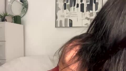 Ivy online show from May 30, 8:07 pm