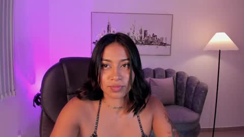 ivyy_moon online show from May 13, 2:54 am