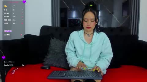 Ivvy Emerald  Sweet babe online show from March 10, 3:27 pm