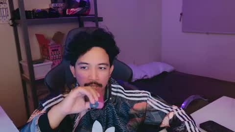 iwasd3nse online show from February 17, 1:22 pm