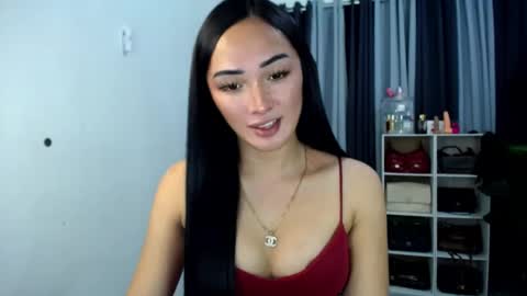 iwillcum4u_ online show from July 16, 11:46 am