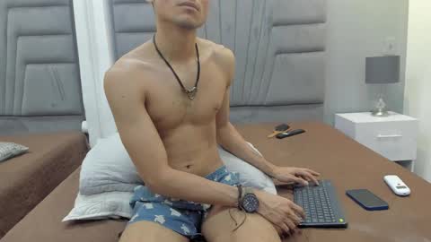 izato online show from February 27, 5:26 pm