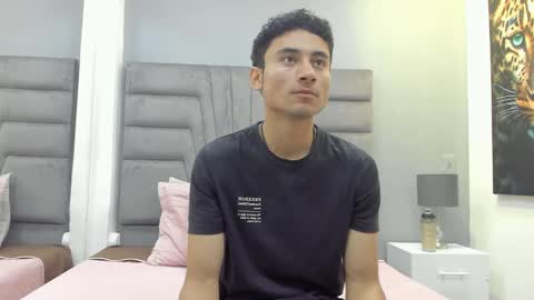 izato online show from March 4, 11:08 am