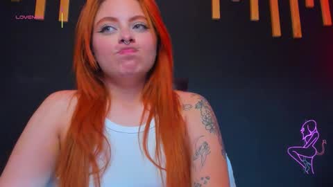 hot izys online show from December 19, 11:00 pm