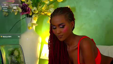 Sugar Babe online show from September 28, 7:45 pm