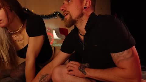 Izzy Inked online show from November 9, 5:26 pm