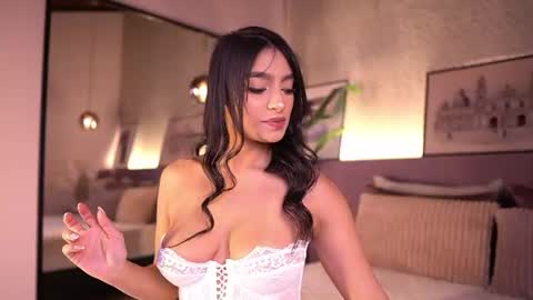 izzywild1 online show from June 22, 11:17 am