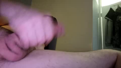 Snapshot of j281133 chatting on February 10, 5:25 am Big 8 online show from February 10, 5:25 am