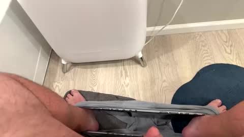 j88142578 online show from November 27, 8:22 am