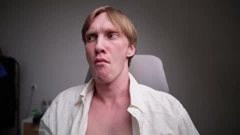 Danny online show from April 28, 8:35 pm