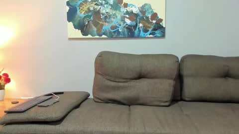 Calix  Independient model Insta and twt Calixsnake online show from November 2, 1:38 am