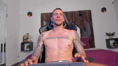 J King online show from June 24, 10:50 pm