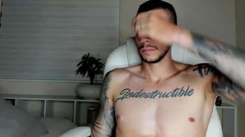 J King online show from June 5, 11:04 am