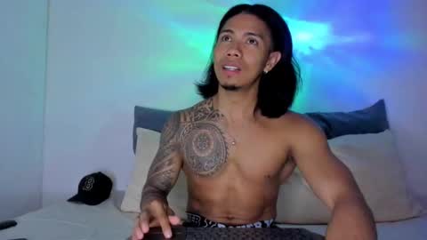 i am juan musiry independent model  online show from November 23, 12:14 pm