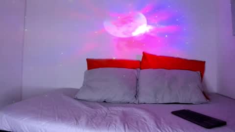 i am juan musiry independent model  online show from October 23, 1:40 am