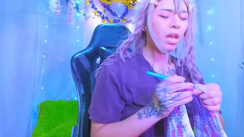 jade 18  online show from December 8, 9:41 pm