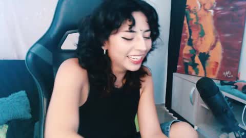 jade 18  online show from August 3, 5:19 pm