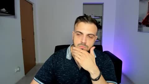 Snapshot of jace_thorne chatting on September 23, 5:41 pm Jace online show from September 23, 5:41 pm