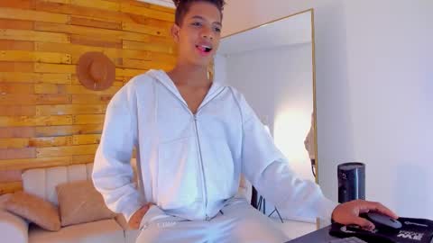 Snapshot of jack_hernnadez chatting on October 20, 8:25 pm Jack online show from October 20, 8:25 pm