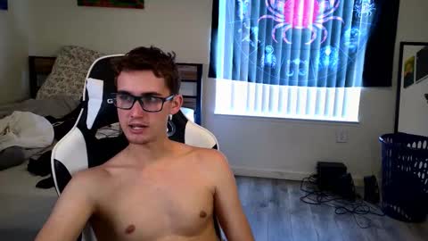 Snapshot of jack_jerk2 chatting on October 21, 9:29 pm JackJack online show from October 21, 9:29 pm