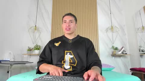 JACK PERGURTSON online show from February 10, 11:02 am